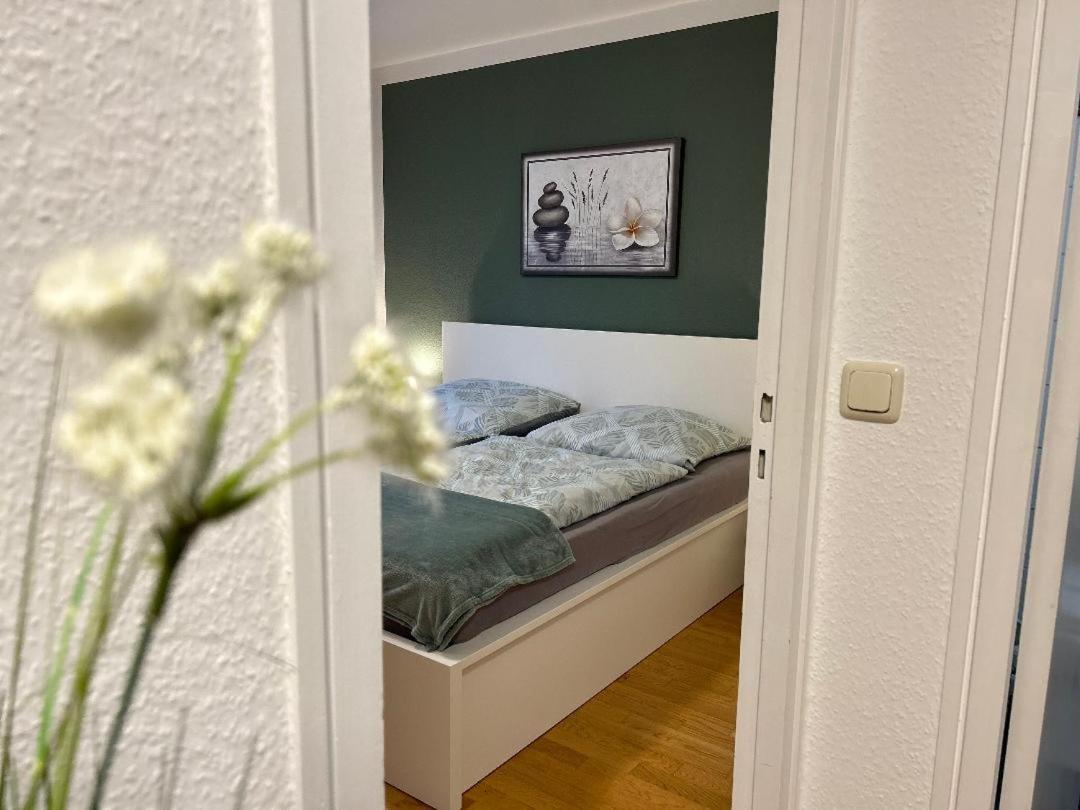 Gemuetliches Helles Apartment Mit Balkon Und Parkplatz Vor Der Tuer Im Zentrum Von Bayreuth Exterior foto